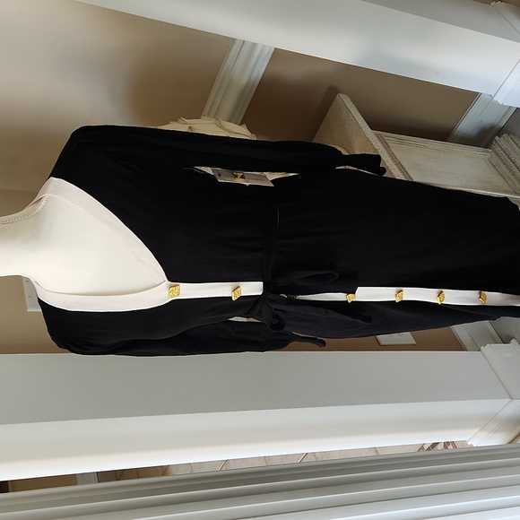 NWT madison +Hudson black,and white PS size knit sweater dress with gold b - Picture 6 of 16